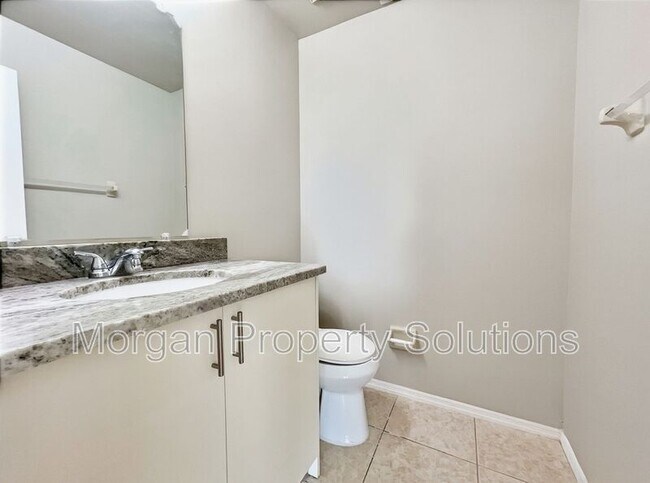 Building Photo - 1017 Whalebone Bay Dr