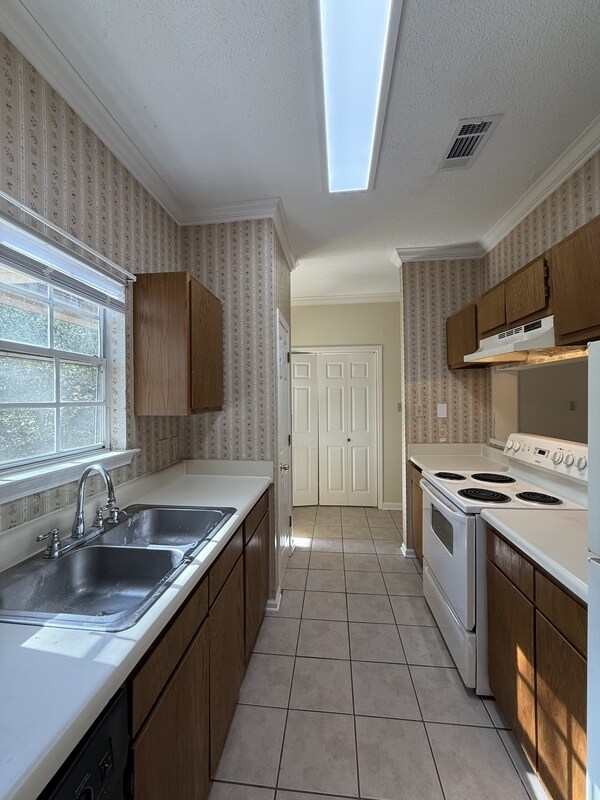 Building Photo - 5335 Rosedown Ct