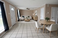 Building Photo - Spacious 4-Bedroom 2-Bathroom House