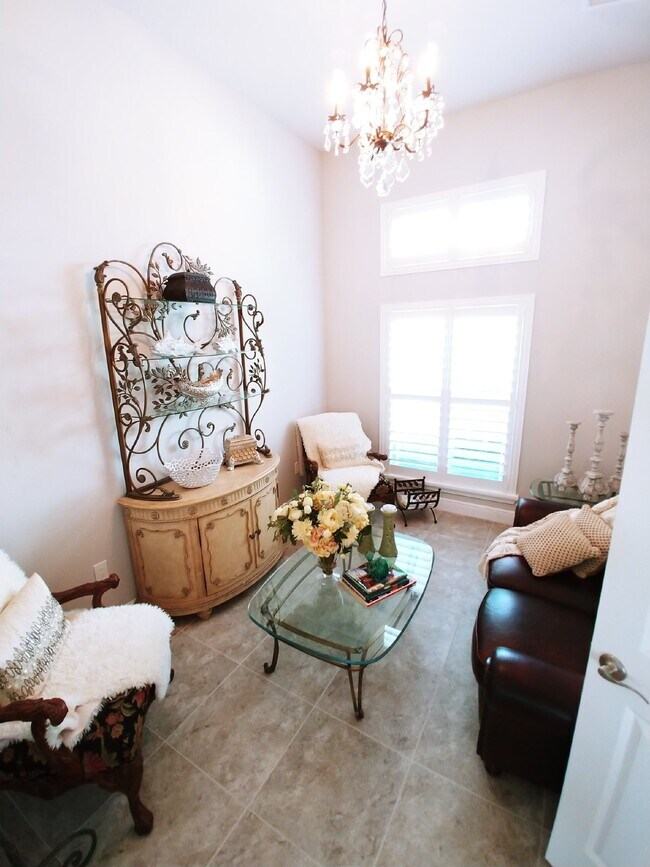 Building Photo - "Spacious 4 Bed, 3.5 Bath Rockledge Rental - Your Dream Home Awaits!"