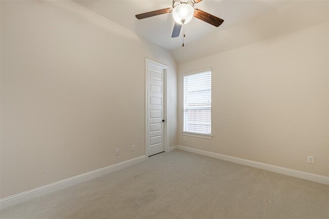 Building Photo - 28225 Beckwood Dr