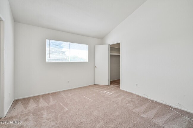 Building Photo - 520 N Stapley Dr