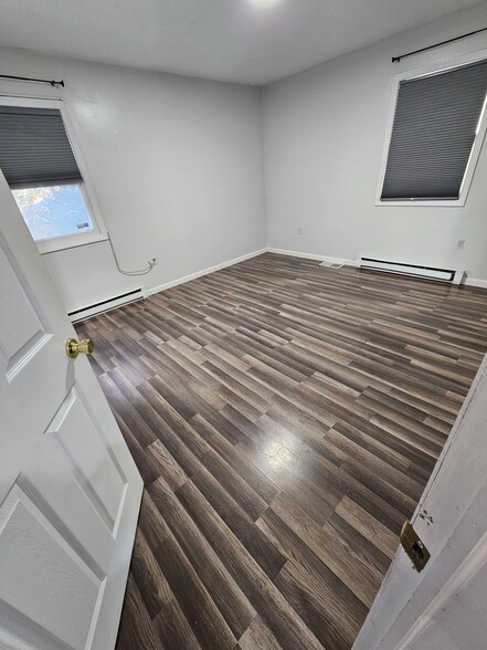 Master room - 705 Pennsylvania Ave