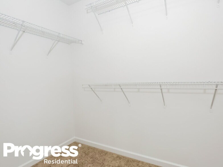 Building Photo - 10911 Claude Freeman Dr