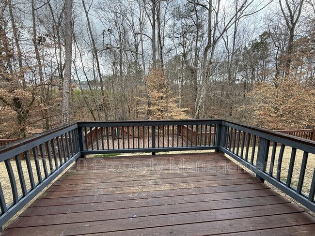 Building Photo - 9843 N Ivy Park Dr