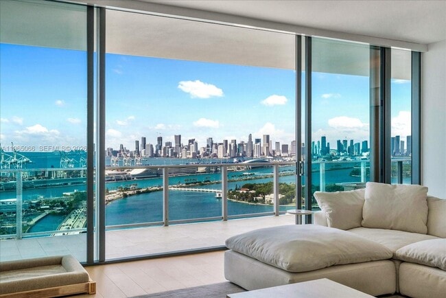 Building Photo - 501 West Ave