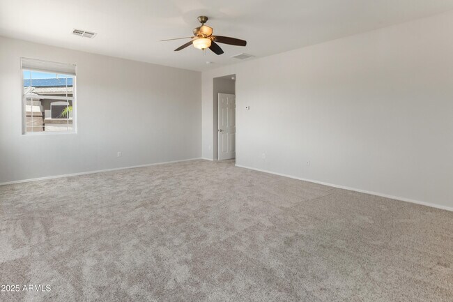 Building Photo - 25617 N 67th Dr