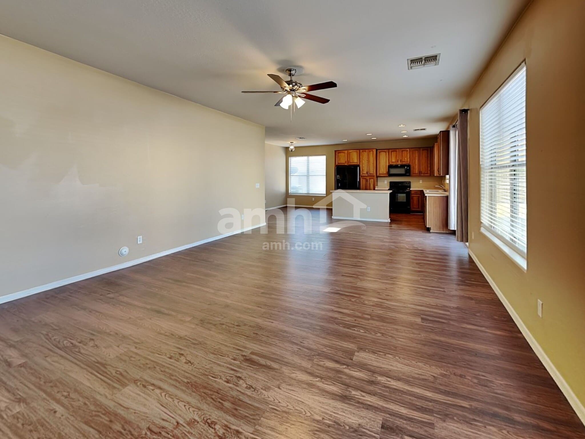 Building Photo - 3708 S 100th Glen