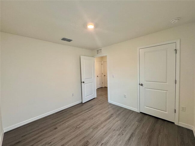 Building Photo - 36015 Sunflower Hl Dr