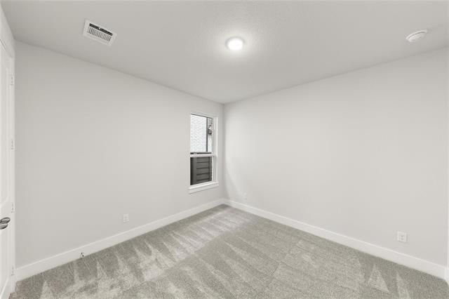 Building Photo - 653 Begonia Wy