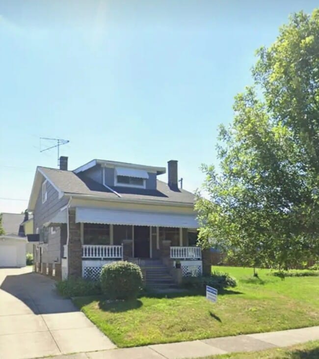 Building Photo - 3569 Menlo Rd