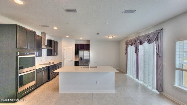 Building Photo - 2028 Hawkeye Pl
