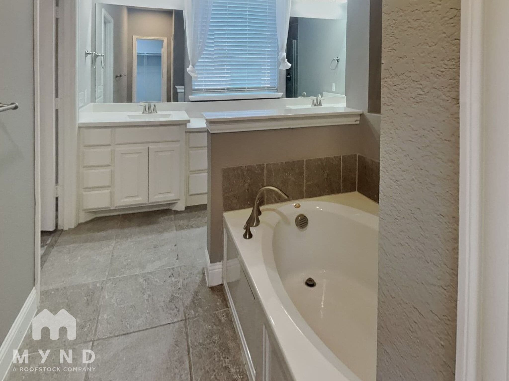 Building Photo - 1424 Bird Cherry Ln