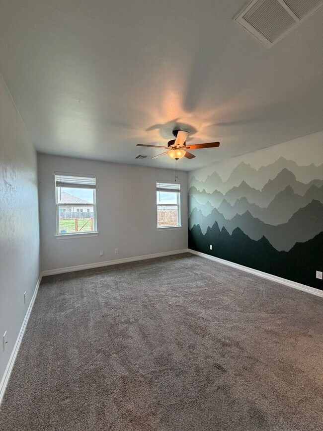 Building Photo - Community Pool - Lawn Care Included - Storm Shelter - Community Pool