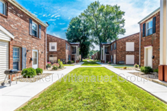 Building Photo - 1802 Jamestown Rd