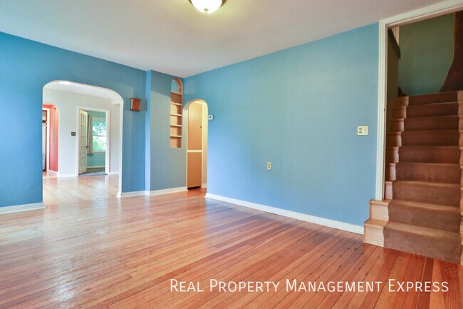 Building Photo - 47704 E 69th St