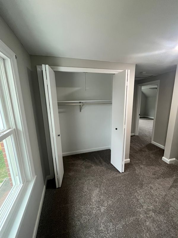 Building Photo - 2005 Interurban Rd