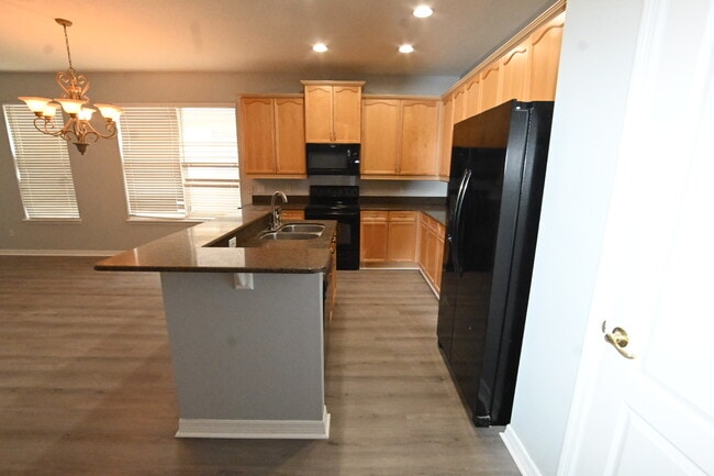 Building Photo - 12921 Cragside Ln