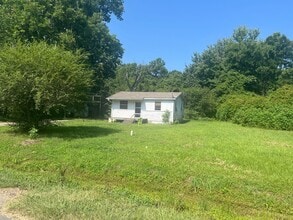 Building Photo - 2 br home in Ward