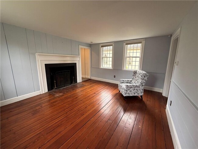Building Photo - 63 Poplar St