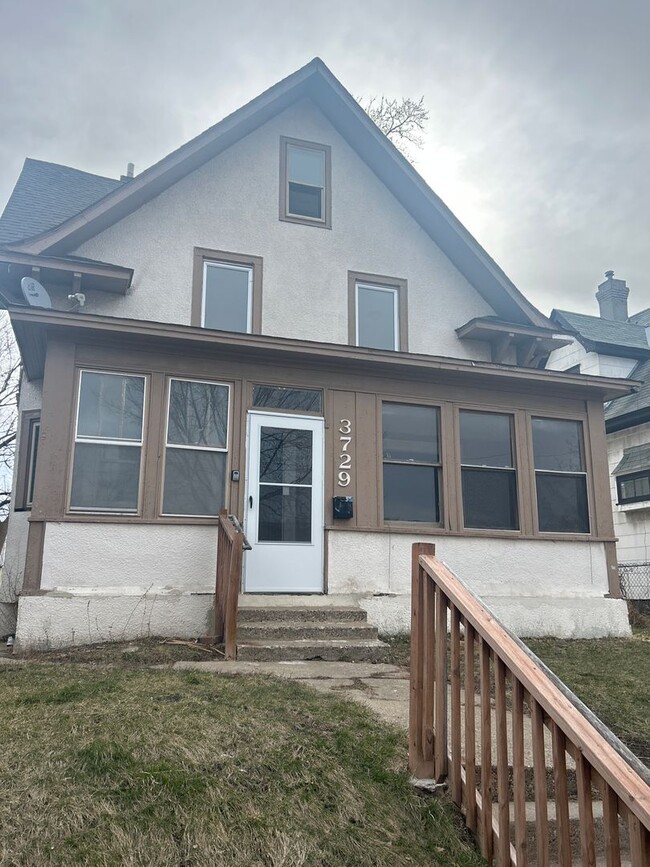 Beautiful 5b/2b in South Minneapolis! - 3729 2nd Ave S Minneapolis MN ...