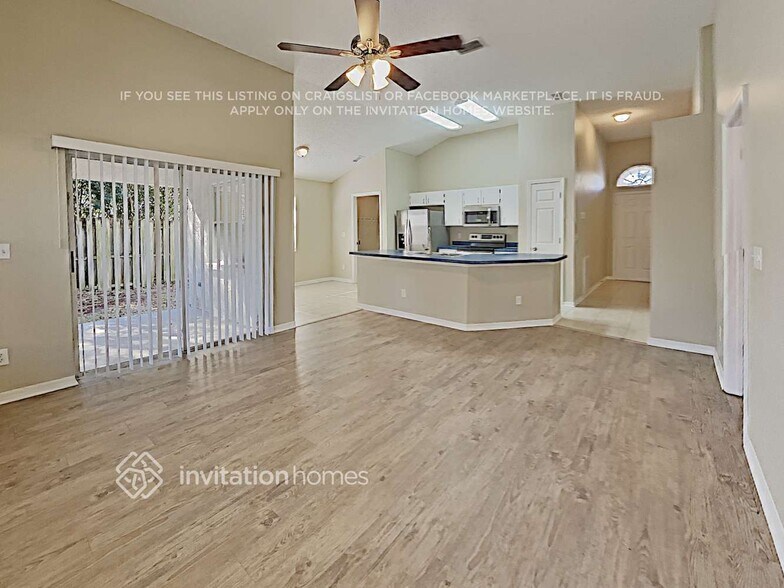 Building Photo - 2337 Needham Dr