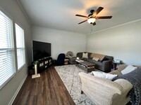 Building Photo - 4 bedroom newly built home in Ocean View, ...