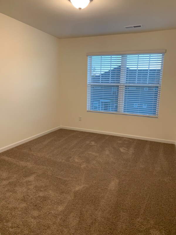 Building Photo - 8138 Ramsburg Dr