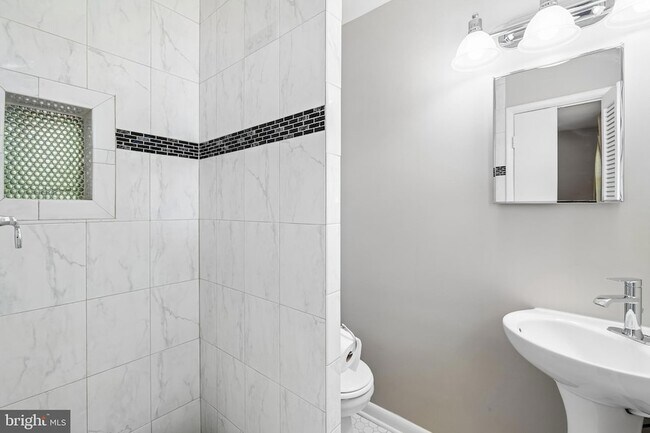 Building Photo - 1103 Playford Ln