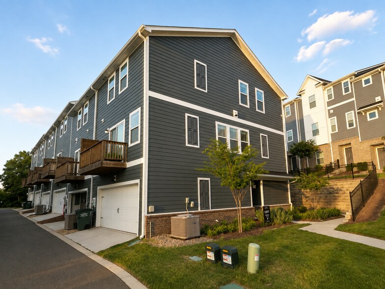 Building Photo - 4456 Millennium Ave