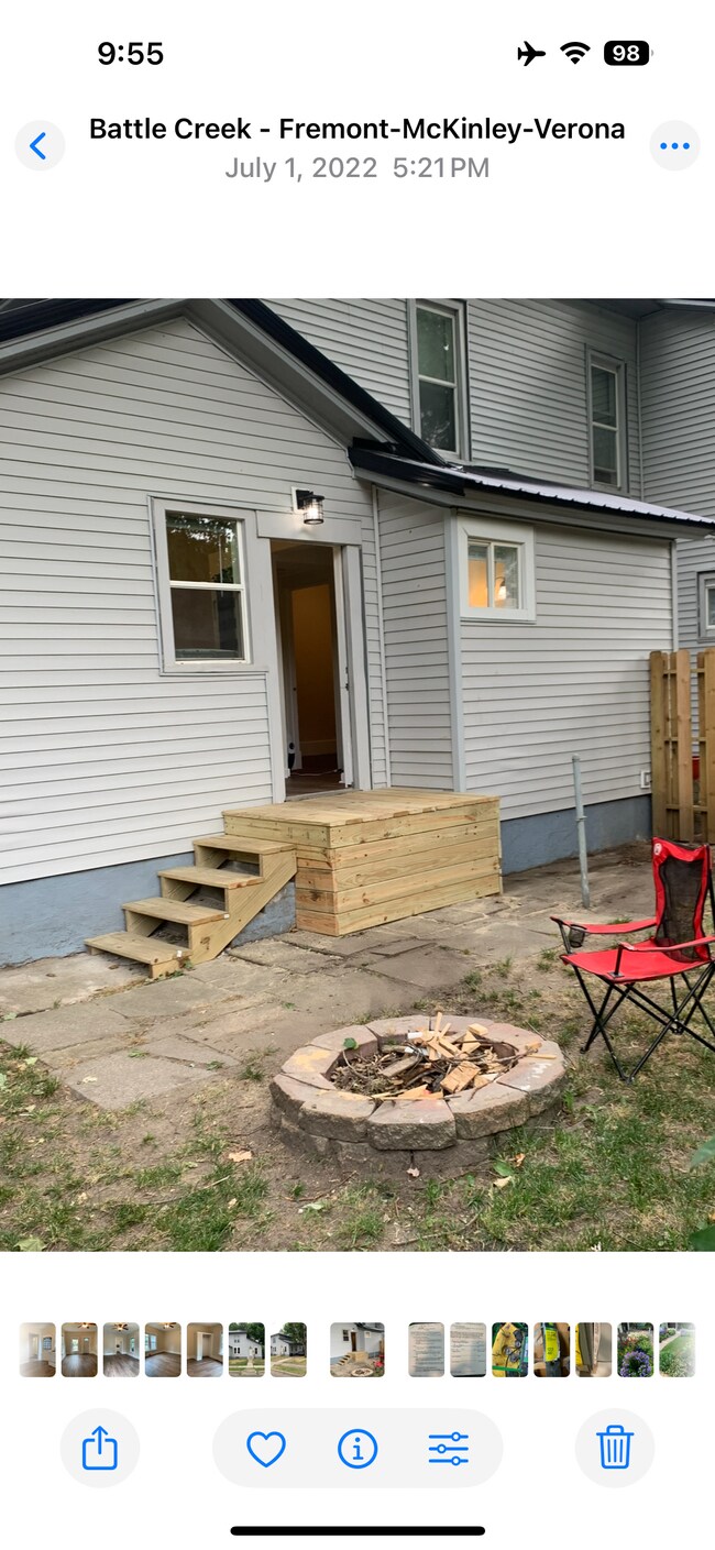 Building Photo - 25 Sherman Rd