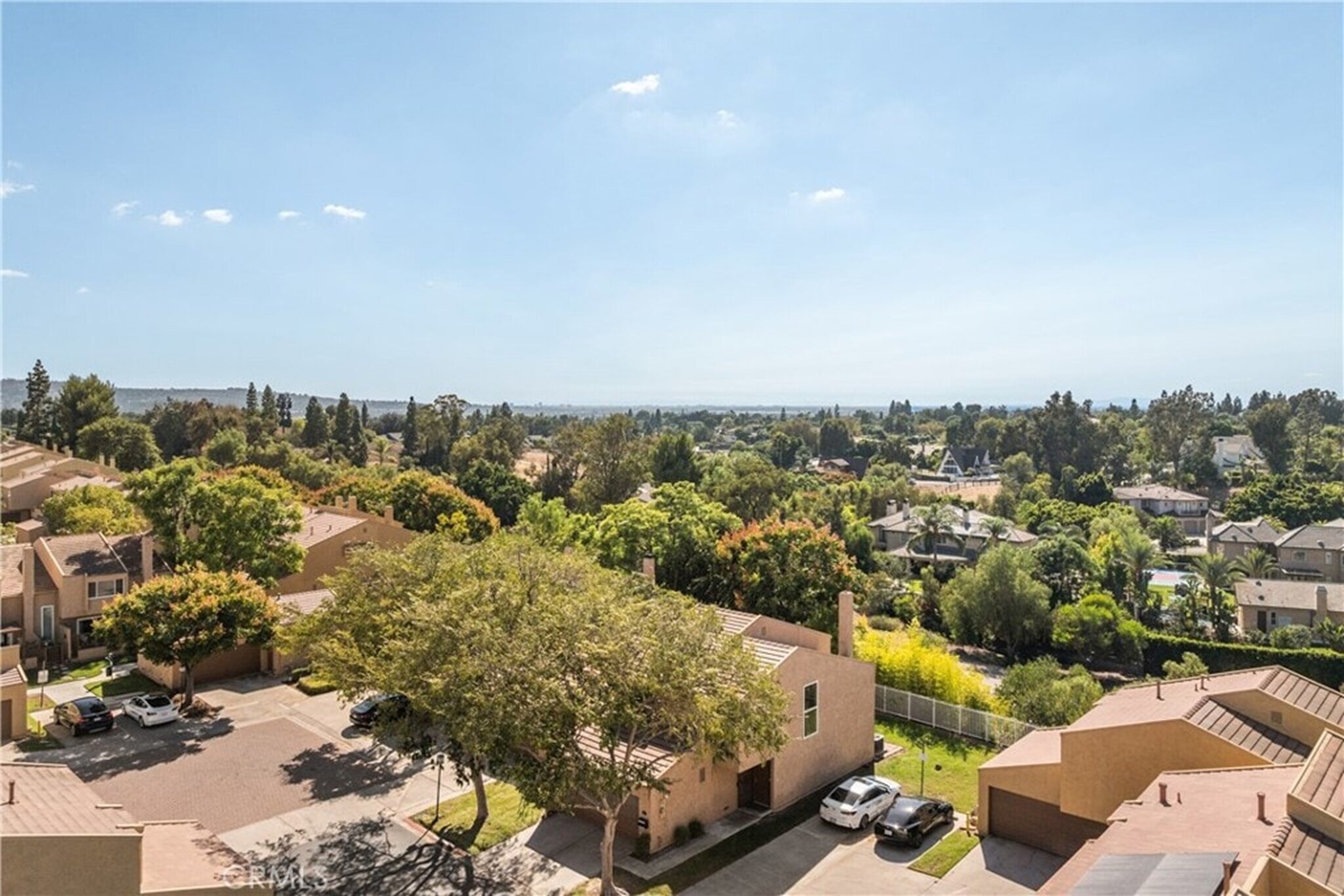 Building Photo - 4741 Cardena Plz