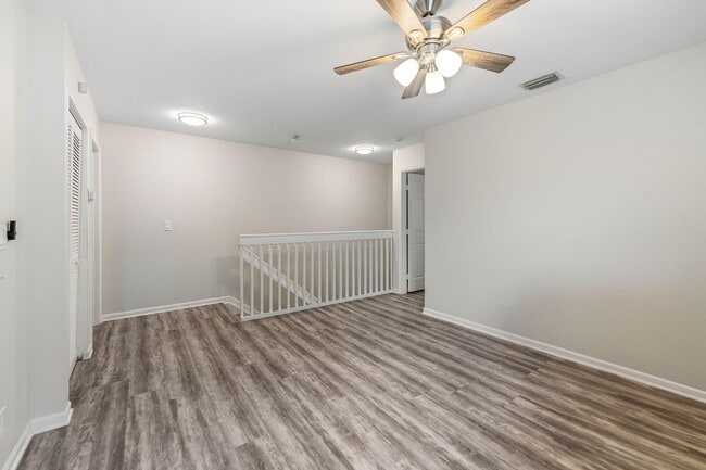 Building Photo - 6985 Brook Hollow Rd