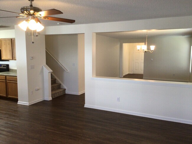 Building Photo - 209 Ranlo Avenue