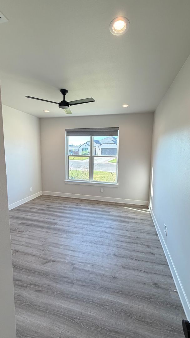 Building Photo - 5014 Cranbrook Dr