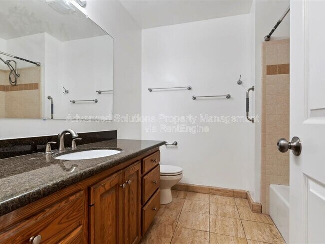 Building Photo - 6837 S Creekcove Way