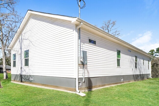 Building Photo - 8516 Kellett St