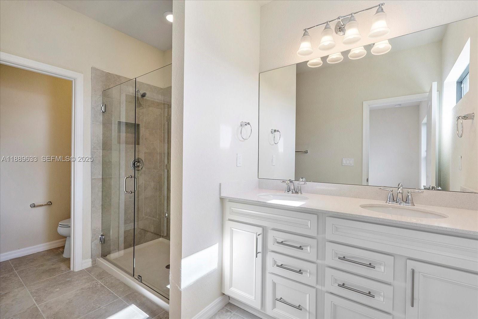 Building Photo - 2108 Appleton Cir N