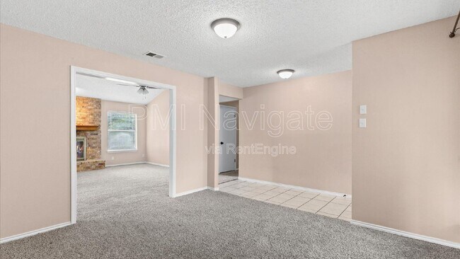 Building Photo - 4606 Crested Land
