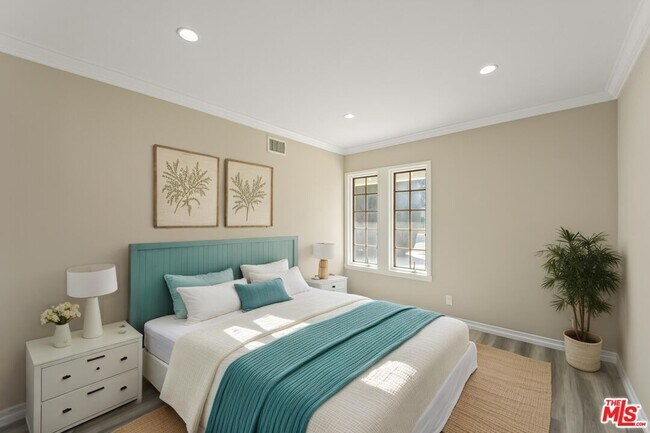 Building Photo - 15151 Marne Cir