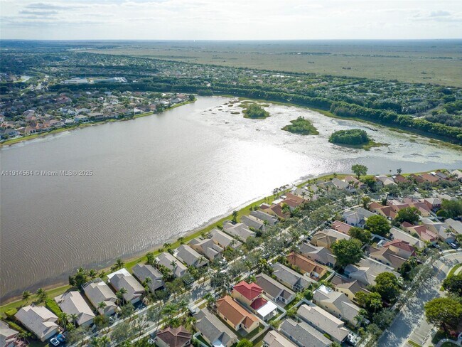Building Photo - 1592 Salerno Cir
