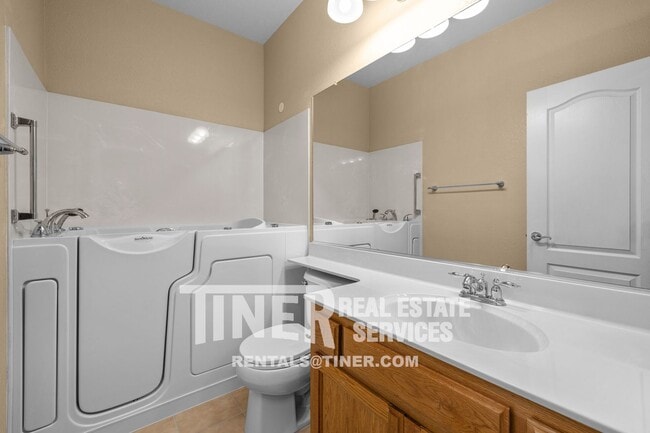 Building Photo - Introducing a charming new home in Folsom