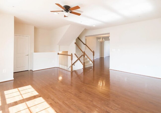 Building Photo - 22607 Winding Woods Way