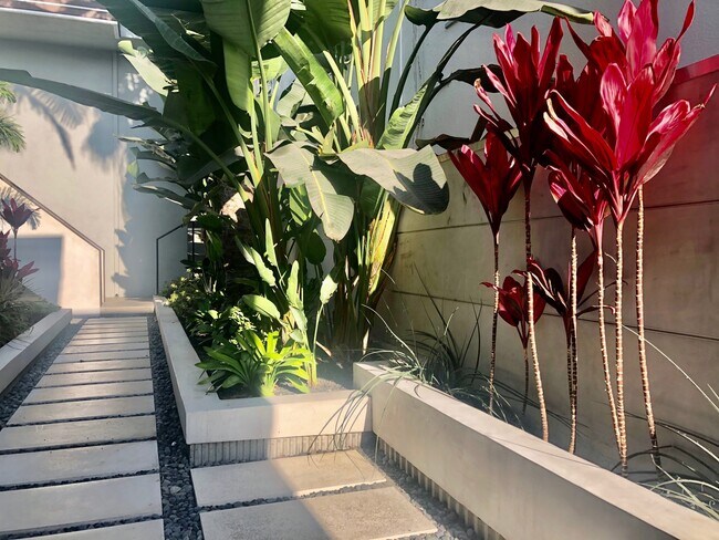 Building Photo - 1702 Hermosa Ave