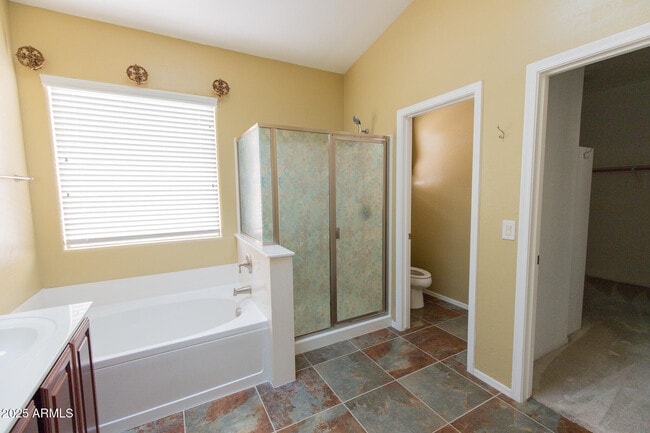 Building Photo - 2270 E Aloe Pl