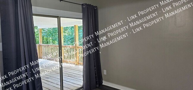 Building Photo - COMING SOON!  RENT TO OWN!  Renovated 3 Be...