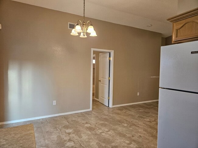 Building Photo - 12357 Tierra Inca Dr