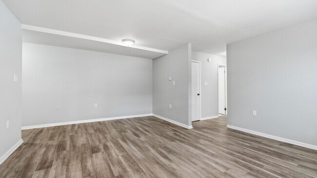 Floorplan - Waters Edge Apartments