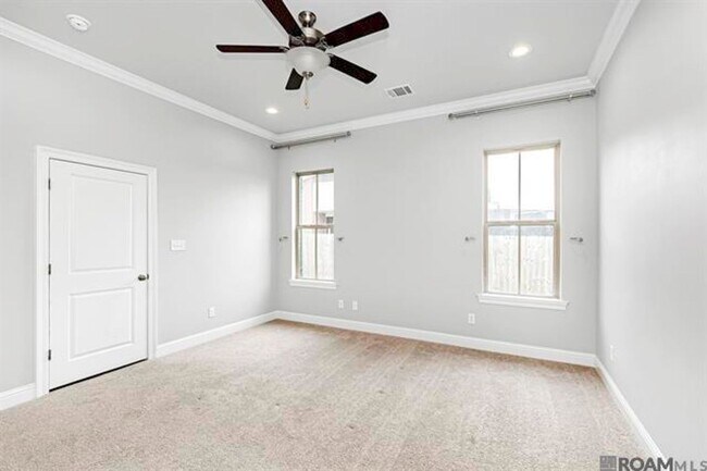 Building Photo - Luxury 4BR Home in Copper Mill | Golf Course Community | Loft & Fenced Yard