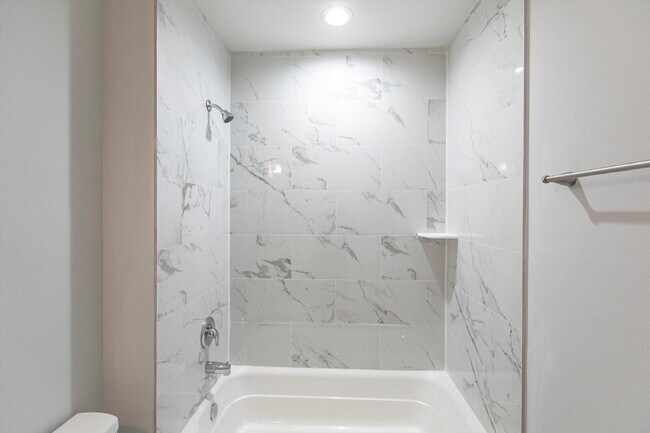 Building Photo - BRAND NEW Construction, 3 bed / 2 bath Rent-Ready Home in Port Charlotte!